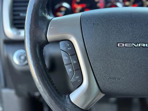 Used 2015 GMC Acadia Denali image 25