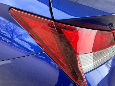 Used 2023 Hyundai Elantra SEL w/ Convenience Package image 23