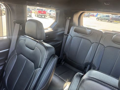 Used 2024 Jeep Grand Cherokee L Limited w/ Luxury Tech Group II AWD/4WD image 26