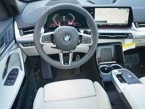New 2026 BMW X1 xDrive28i w/ Technology Package image 15