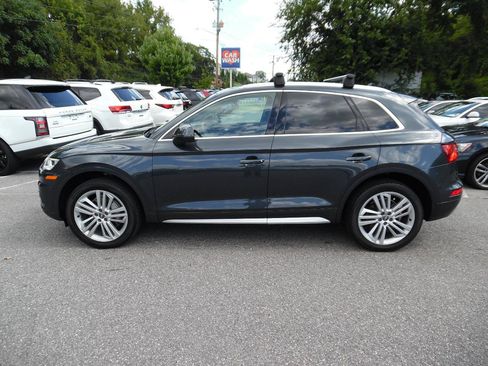 Used 2018 Audi Q5 2.0T Premium Plus w/ Premium Plus Package AWD/4WD image 2