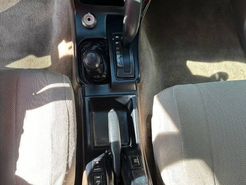 Used 1998 Toyota 4Runner Limited AWD/4WD image 38