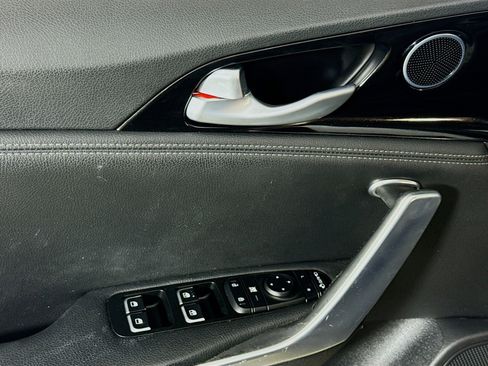 Used 2019 Kia Stinger image 24