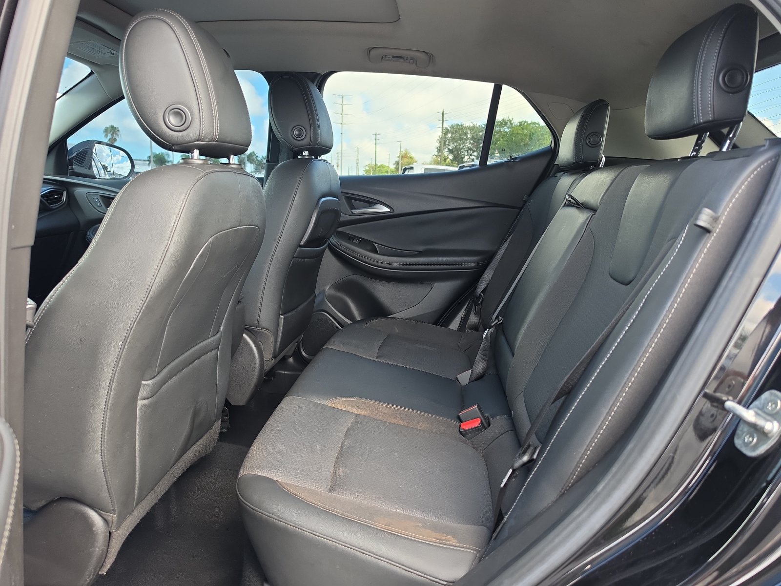 Used 2022 Buick Encore GX Select w/ Experience Buick Package AWD/4WD image 13
