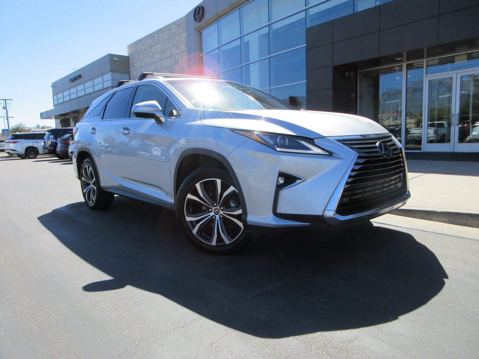 Used 2019 Lexus RX 450hL Premium w/ Premium Package AWD/4WD image 13