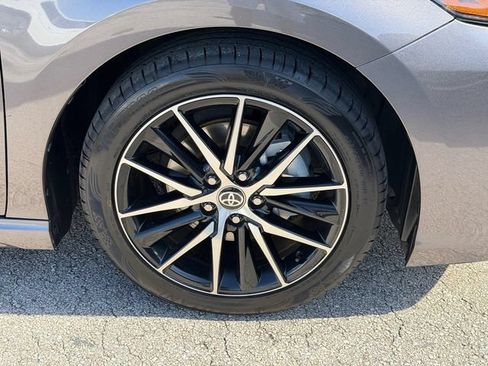 Used 2024 Toyota Camry SE w/ Convenience Package FWD image 18