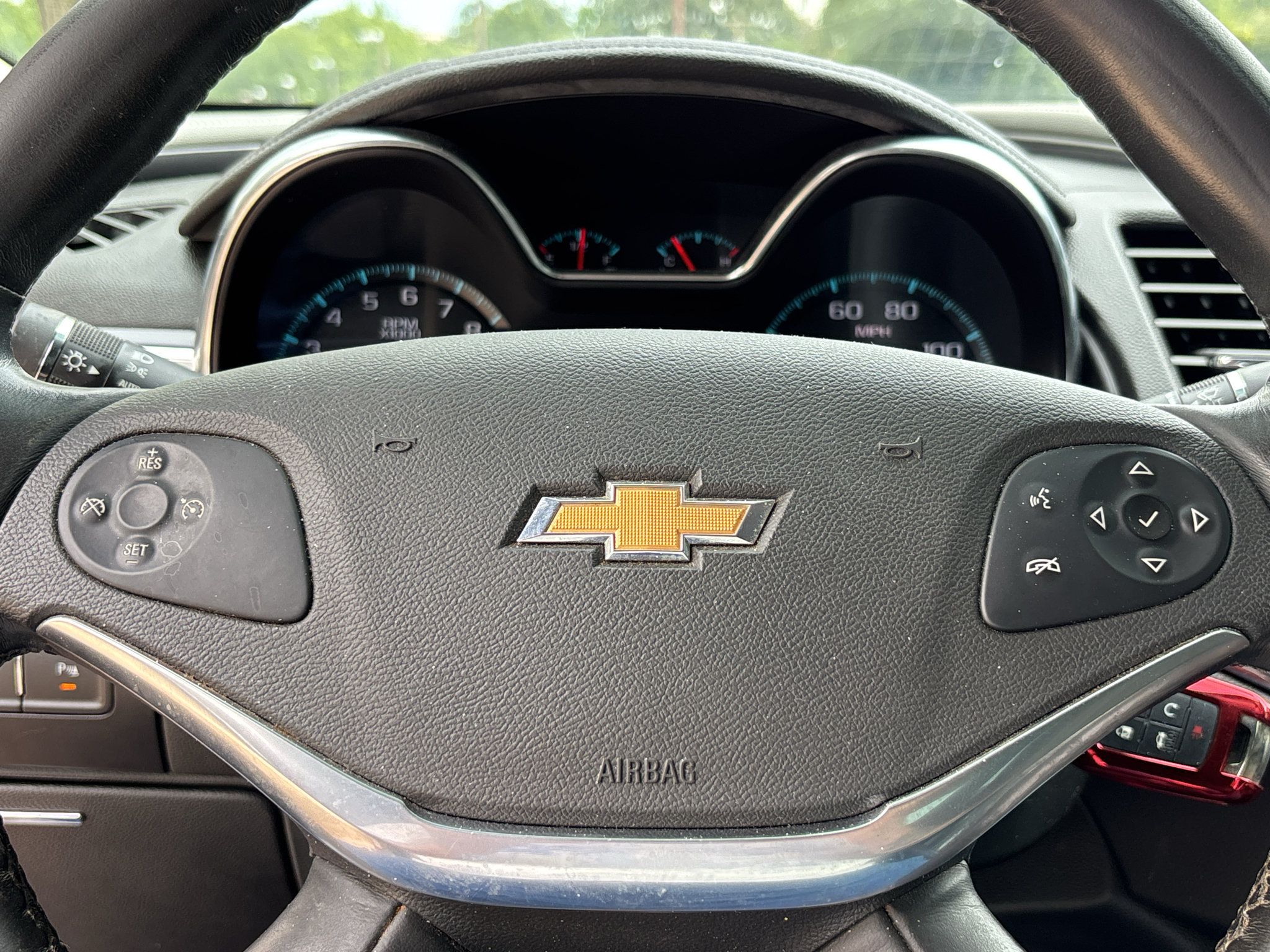 Used 2015 Chevrolet Impala LT w/ Convenience Package FWD image 17
