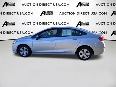 Used 2016 Chevrolet Cruze LS image 3