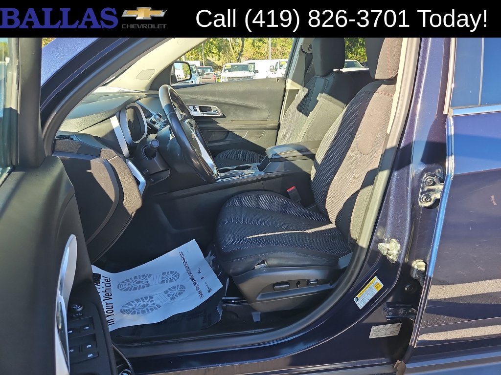 Certified 2017 Chevrolet Equinox LT w/ Convenience Package FWD image 9