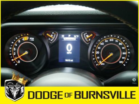 Used 2025 Jeep Wrangler Willys image 21