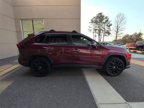 Used 2020 Toyota RAV4 Limited image 7