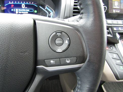 Used 2021 Honda Odyssey EX-L image 24