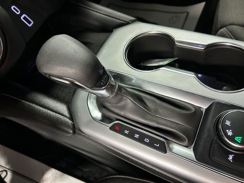 Used 2024 Chevrolet Blazer LT w/ Convenience Package image 20