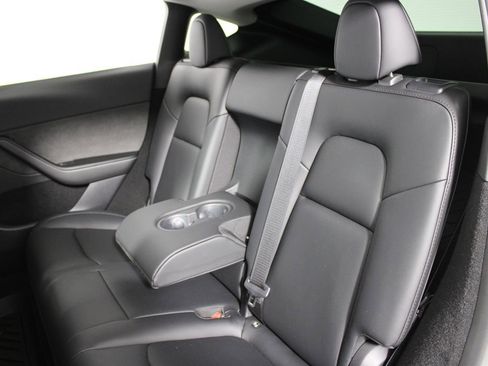 Used 2023 Tesla Model Y Long Range image 23