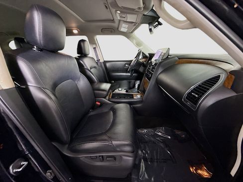 Used 2021 Nissan Armada SL w/ Captain's Chairs Package image 29
