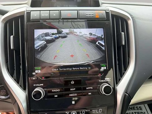 Used 2022 Subaru Ascent Limited w/ Technology Package AWD/4WD image 21