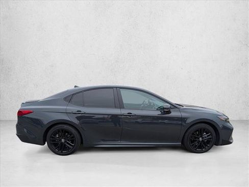 Used 2026 Toyota Camry SE FWD image 4