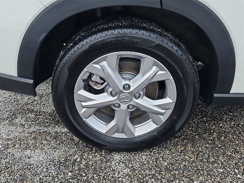 Certified 2023 Honda HR-V LX image 9