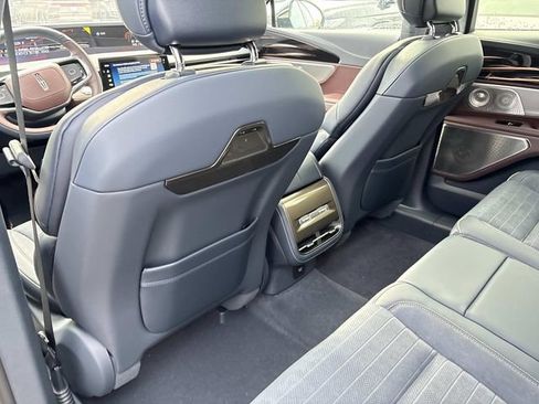 New 2026 Lincoln Nautilus Black Label w/ Jet Appearance Package AWD/4WD image 17