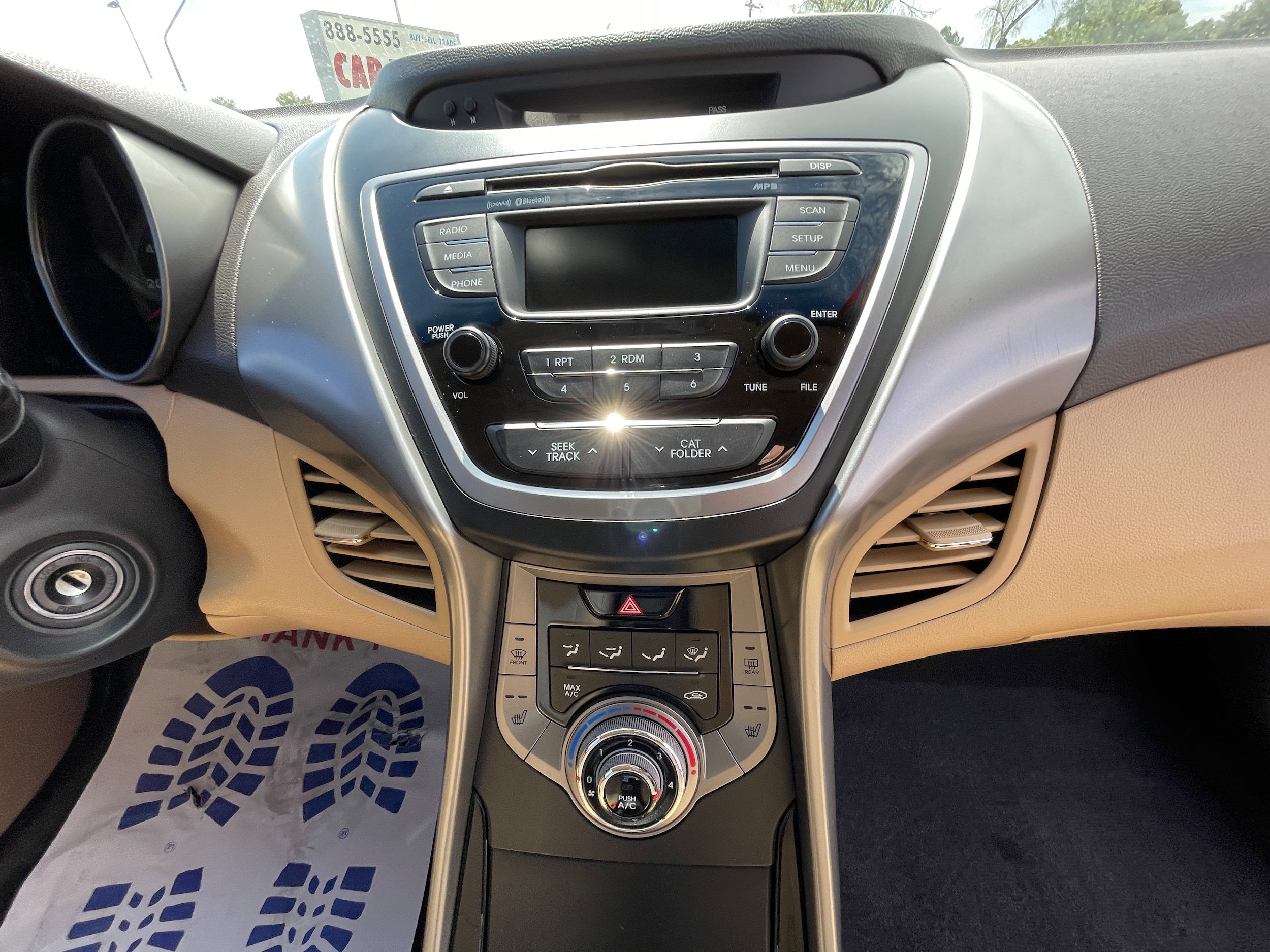 Used 2013 Hyundai Elantra GLS w/ Preferred Pkg FWD image 16