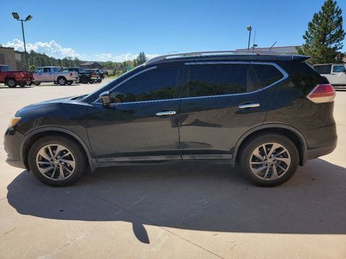 Used 2016 Nissan Rogue SL w/ SL Premium Package FWD image 8