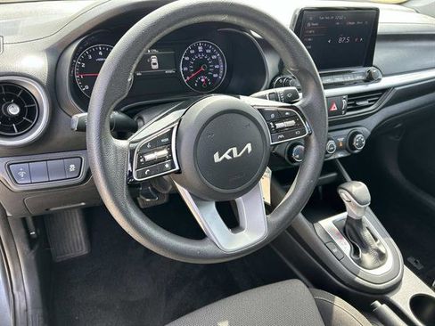 Used 2024 Kia Forte LXS image 13