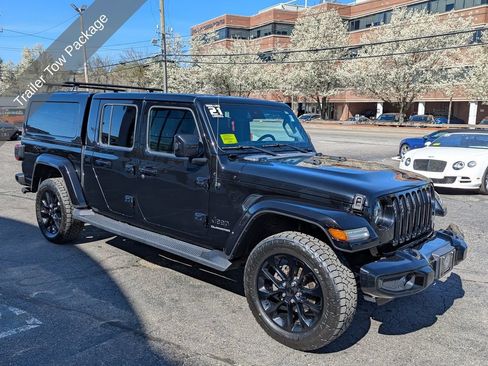 Used 2021 Jeep Gladiator Overland AWD/4WD image 6