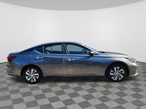 Certified 2025 Nissan Altima 2.5 S FWD image 6