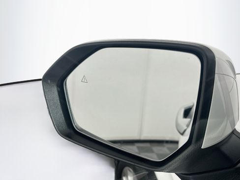 Used 2025 Hyundai Palisade SEL FWD image 16
