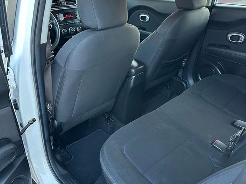 Used 2014 Kia Soul image 11