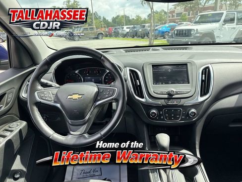 Used 2022 Chevrolet Equinox LT FWD image 34