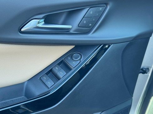 New 2026 Chevrolet Equinox ACTIV w/ Convenience Package III image 11