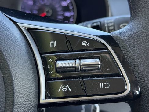 Certified 2023 Kia Forte LXS FWD image 29