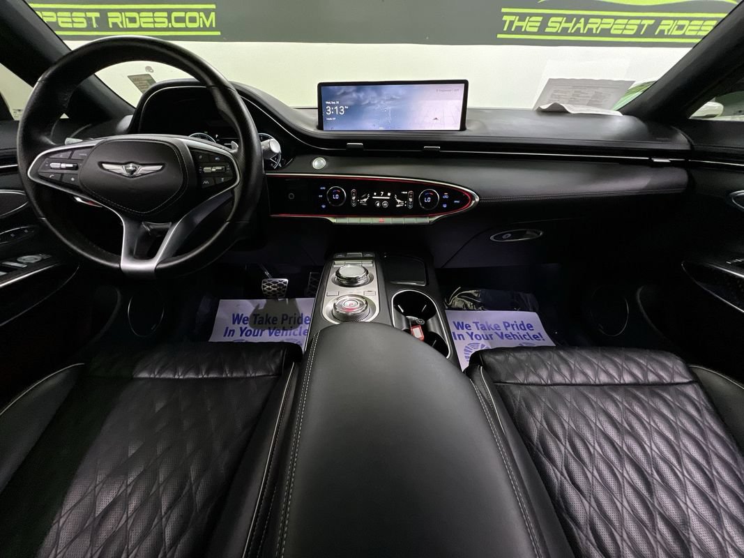 Used 2023 Genesis GV70 3.5T Sport w/ Sport Prestige Package AWD/4WD image 18