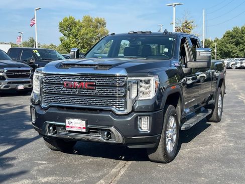 Used 2022 GMC Sierra 2500 Denali AWD/4WD image 2