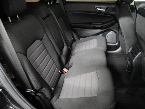 Used 2022 Ford Edge SE w/ Black Appearance Package AWD/4WD image 21