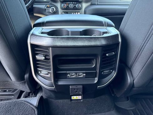 Used 2019 RAM 1500 Big Horn AWD/4WD image 23