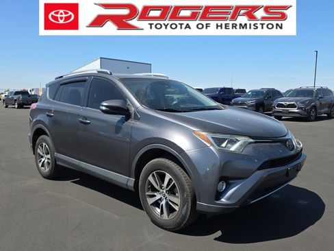 Certified 2018 Toyota RAV4 XLE AWD/4WD image 1