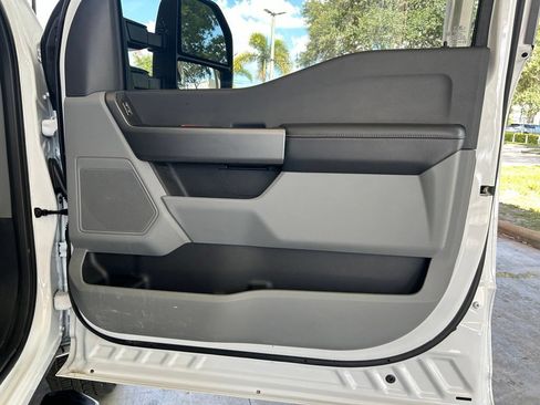 Used 2026 Ford F250 XLT AWD/4WD image 32