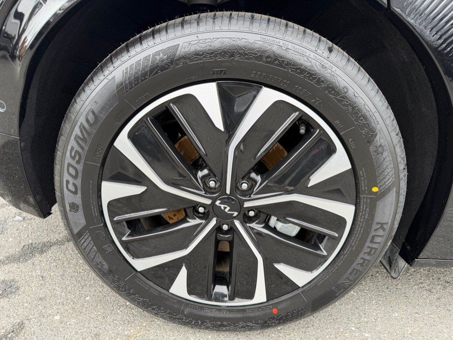 Used 2024 Kia EV6 Wind w/ Wind Technology Package RWD image 53
