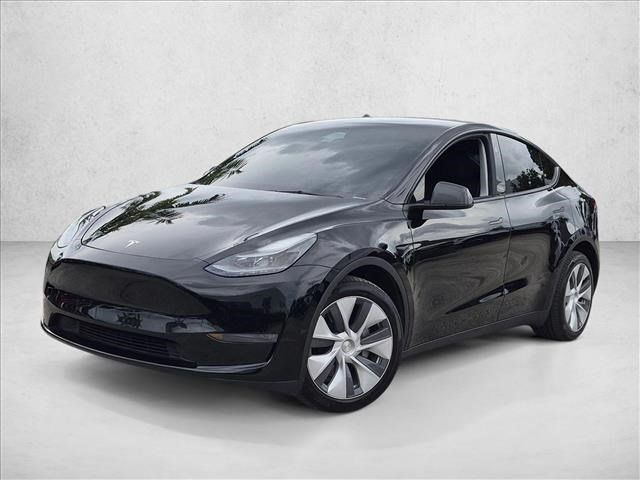 Used 2024 Tesla Model Y Long Range AWD/4WD image 1