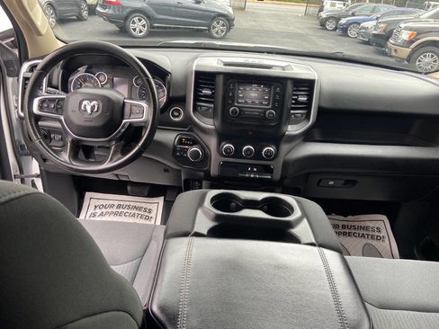 Used 2019 RAM 1500 Big Horn image 11