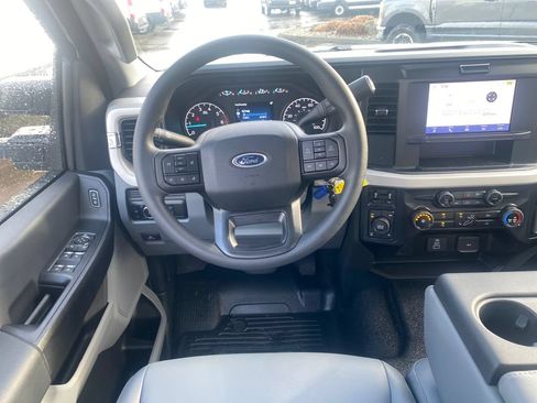 New 2026 Ford F250 XL w/ XL Chrome Package AWD/4WD image 15
