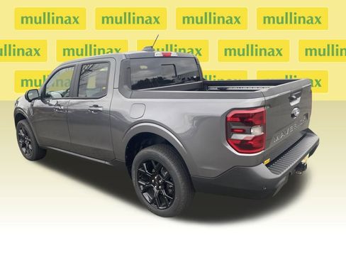 New 2026 Ford Maverick Lariat w/ Black Appearance Package image 5