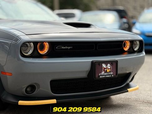 Used 2021 Dodge Challenger R/T Scat Pack w/ T/A Package RWD image 12