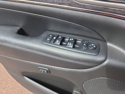Used 2018 Jeep Grand Cherokee High Altitude AWD/4WD image 27