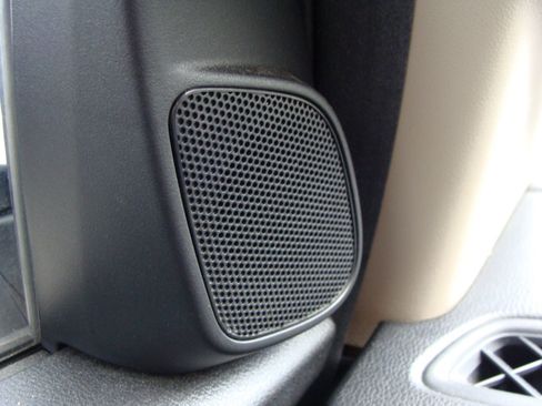 Used 2015 Honda CR-V Touring image 33