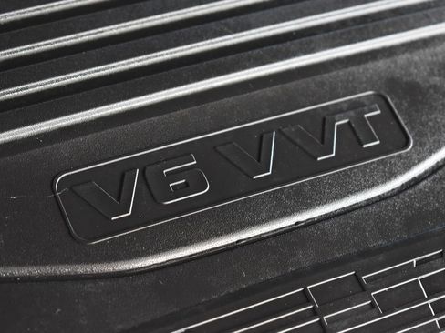 Certified 2024 Cadillac XT5 Premium Luxury w/ Technology Package image 33