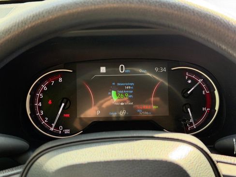 Used 2024 Toyota RAV4 XLE image 19