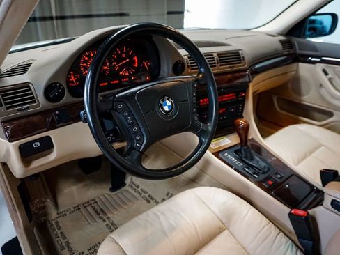 Used 1999 BMW 740iL image 9